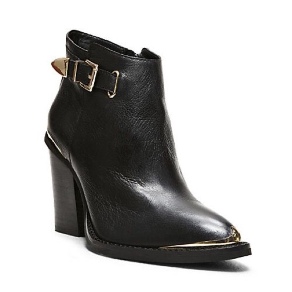 Steve Madden Partnir Ankle Booties